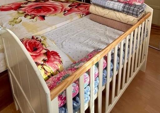 Buy & Sell Freezywater North London - Photos for Baby cot