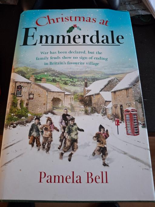 Buy & Sell Studley Stratford-on-Avon - Photos for emmerdale at Christmas hardback book