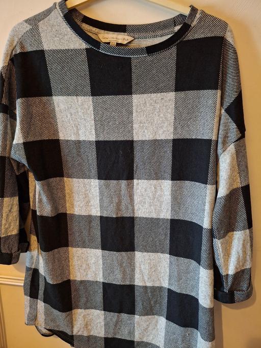 Buy & Sell Studley Stratford-on-Avon - Photos for long sleeve top