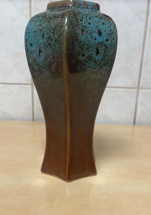 Buy & Sell Thurmaston Charnwood - Photos for Elegant ceramic vases with vibrant colours