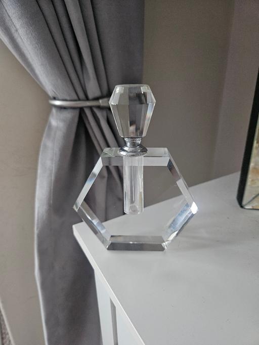 Buy & Sell Newton Doncaster - Photos for Stunning art deco style perfume bottle