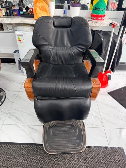 Buy & Sell Forest Hill South East London - Photos for Barber Chairs