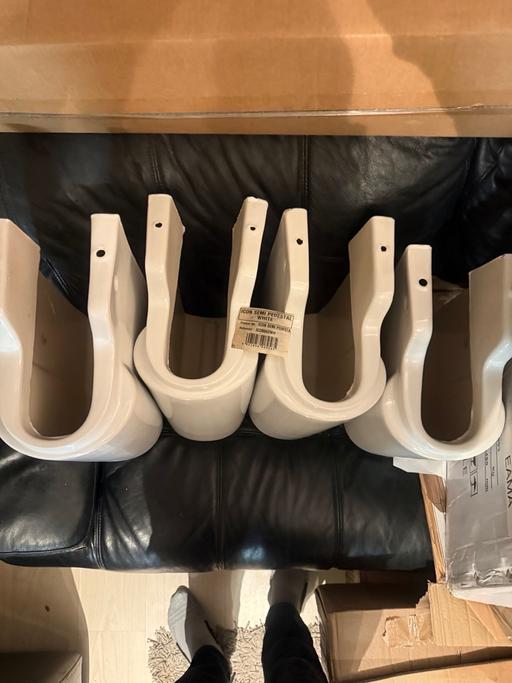 Buy & Sell Park Hill Sheffield - Photos for semi Pedestal