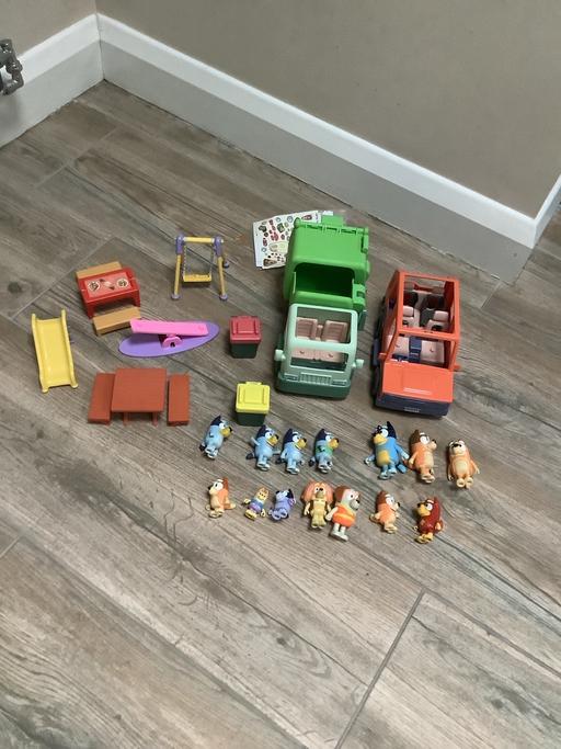 Buy & Sell Bradshaw Bolton - Photos for Bluey Bin Wagon, Car & Characters