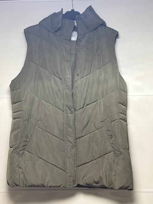 Buy & Sell Holly Lane Industrial Estate North Warwickshire - Photos for Ladies puffer jacket gilet XL