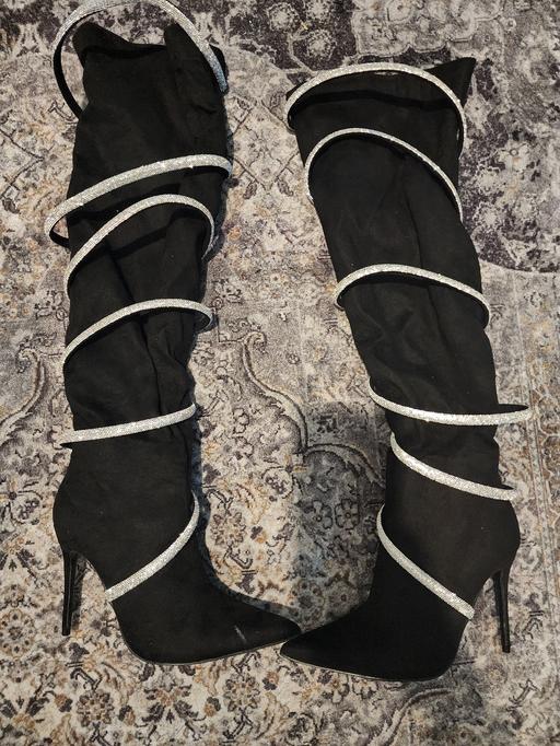 Buy & Sell Thurnby Harborough - Photos for Pretty little thing knee length heels