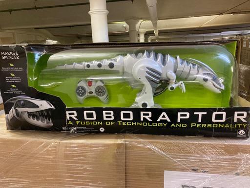 Buy & Sell Lees Oldham - Photos for Robot