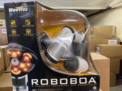 Buy & Sell Lees Oldham - Photos for Robot