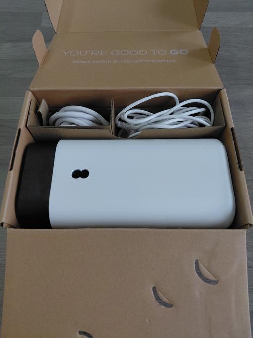 Buy & Sell Blackburn Blackburn with Darwen - Photos for EE 5G smart router HUB WiFi