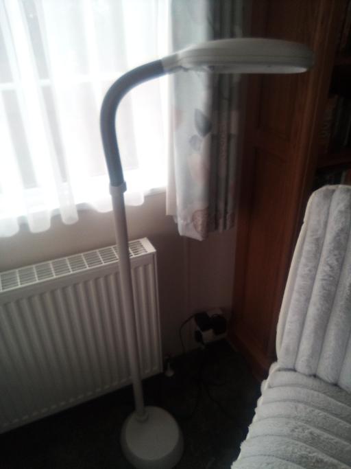 Buy & Sell Oxenhope Bradford - Photos for floor standing lamp
