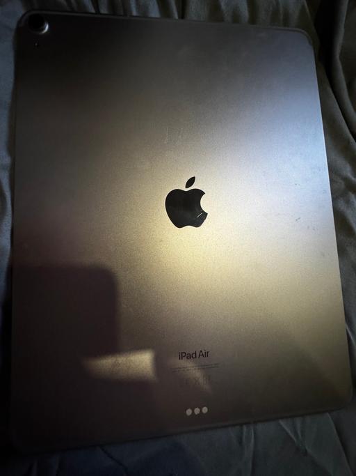 Buy & Sell New Oscott Birmingham - Photos for Pad Air 13 inch M2 128GB Space