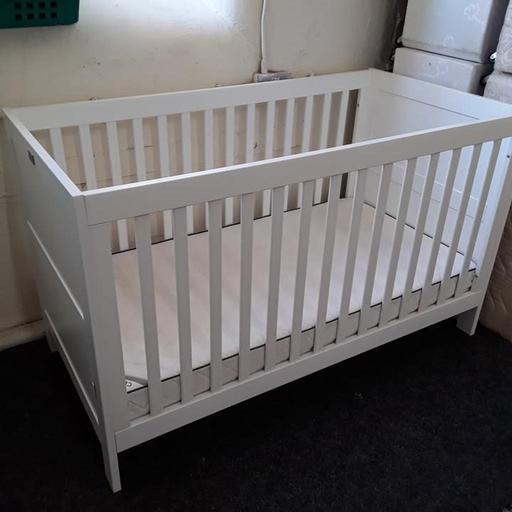 Buy & Sell Saint Pauls Trading Estate Tameside - Photos for White Silver Cross cot