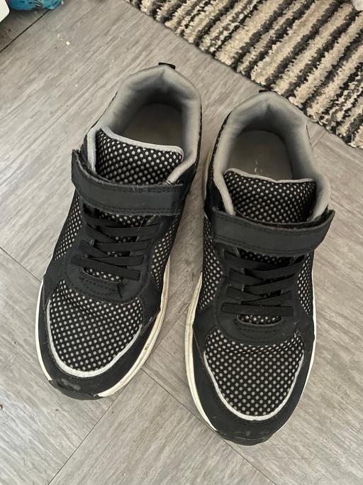 Buy & Sell Wigginton Tamworth - Photos for Pull on trainers