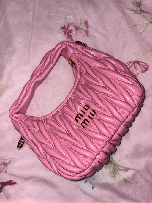 Buy & Sell Surrey Quays South East London - Photos for Mui Mui is back!