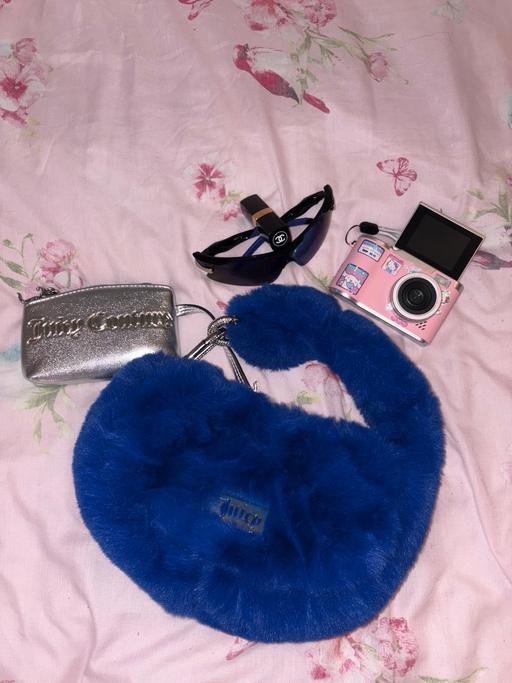 Buy & Sell Surrey Quays South East London - Photos for Juicy couture Fluffball bag!