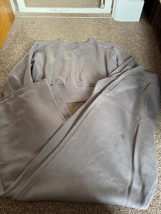 Buy & Sell New Eltham South East London - Photos for Ladies grey PLT sweatshirt M