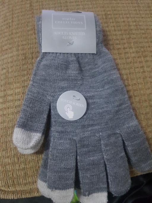 Buy & Sell Longley Sheffield - Photos for gloves new with tags