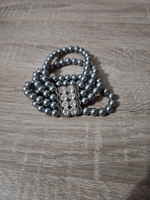 Buy & Sell Newton Doncaster - Photos for Lovely bracelet, faux pearl.