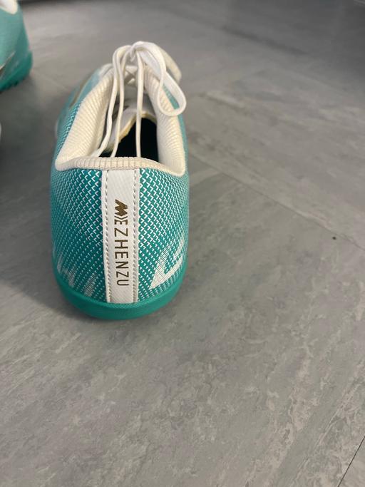 Buy & Sell East Finchley North London - Photos for Sneakers