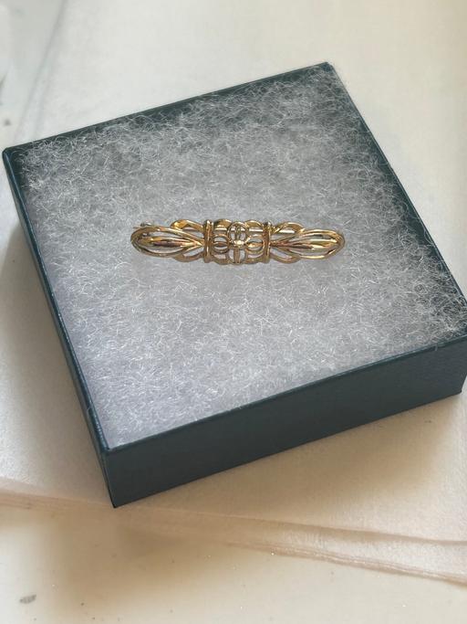 Buy & Sell Richmond Richmond upon Thames - Photos for Gold brooche