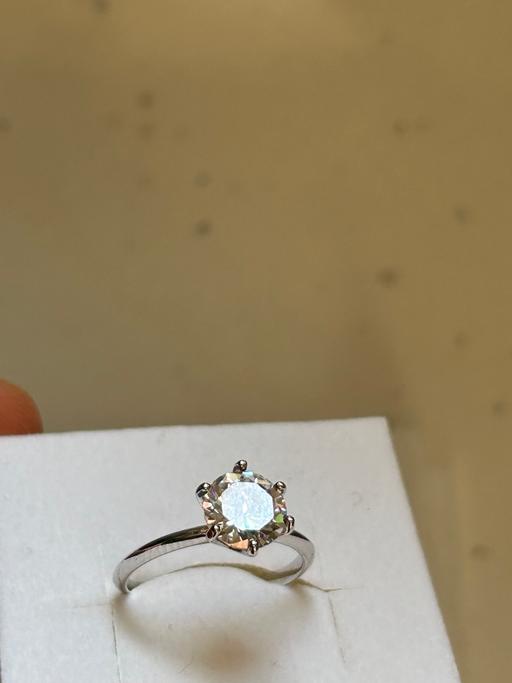 Buy & Sell Richmond Richmond upon Thames - Photos for Diamond ring