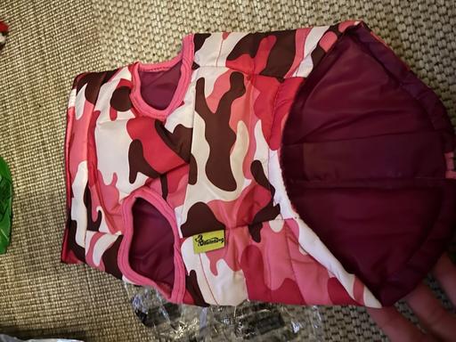 Buy & Sell Wednesfield Wolverhampton - Photos for New dog coat size on pic