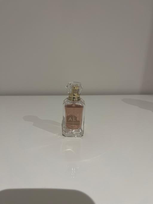 Buy & Sell Heeley Sheffield - Photos for Kayali Musk 12 perfume