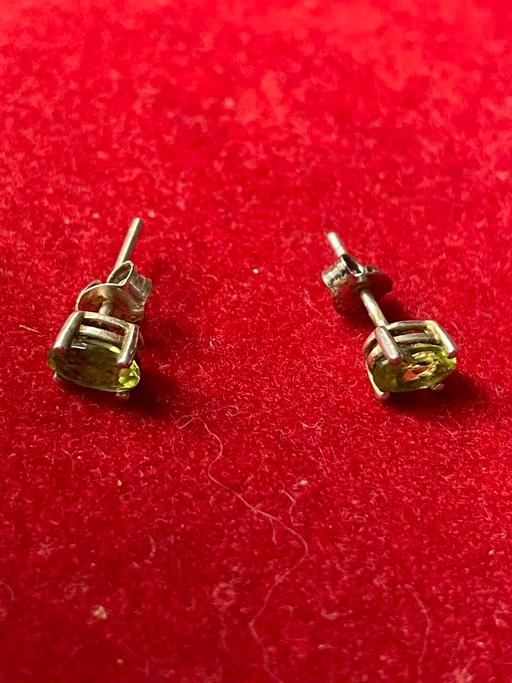 Buy & Sell Enfield Wash Enfield - Photos for Peridot silver earrings