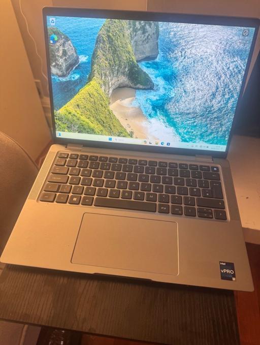 Buy & Sell Croydon Croydon - Photos for DELL LATITUDE 7440 i7 13th Gen 32GB 512GB