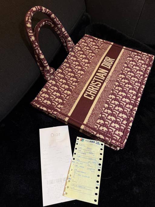 Buy & Sell Hendon Central North West London - Photos for CD Dior Medium Tote Bag