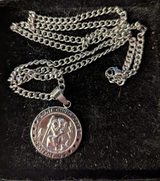 Buy & Sell Georgetown Blaenau Gwent - Photos for St Christopher with protect us on it and Cuba