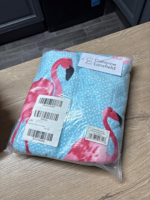 Buy & Sell Duckmanton Chesterfield - Photos for Catherine Lansfield beach towel