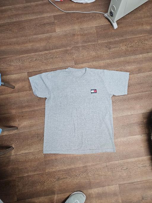 Buy & Sell Manor House North London - Photos for T shirt