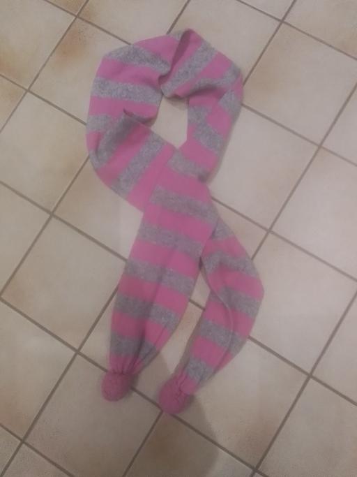 Buy & Sell Streetly Walsall - Photos for TWO TONE COLOURED SCARF