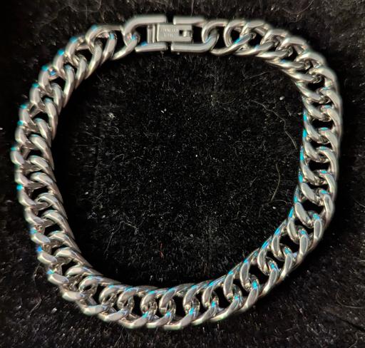 Buy & Sell Georgetown Blaenau Gwent - Photos for Mans Cuban stand threat 304 stainless steel b