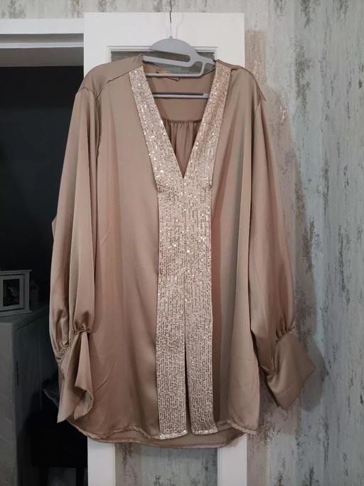 Buy & Sell Hornchurch Havering - Photos for gold sequin tunic 22/24