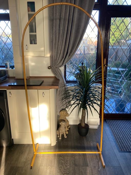 Buy & Sell Sedgley Dudley - Photos for Standing arch