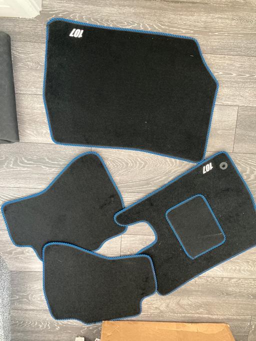 Vehicles Sedgley Dudley - Photos for Car mats