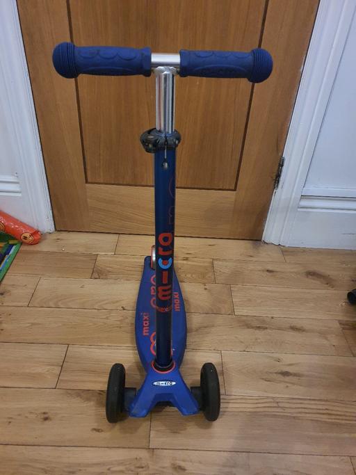 Buy & Sell Waltham Forest East London - Photos for Maxi micro scuter