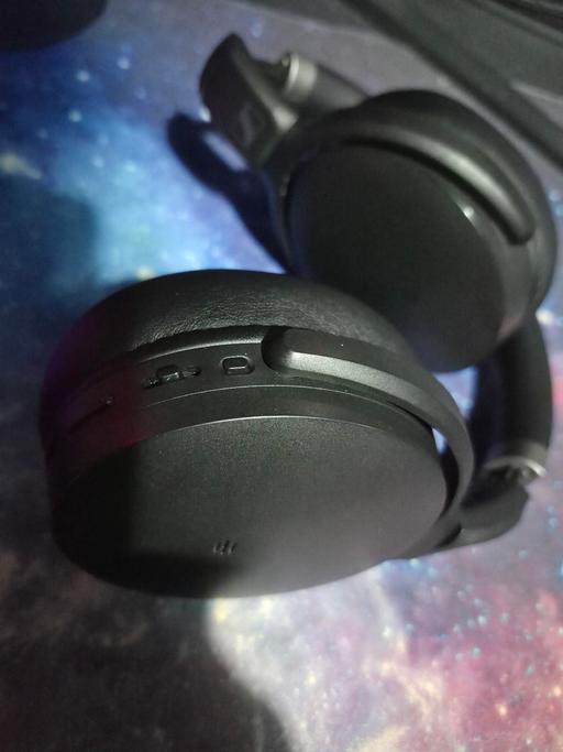 Buy & Sell Oulton Leeds - Photos for Sennheiser Headphones