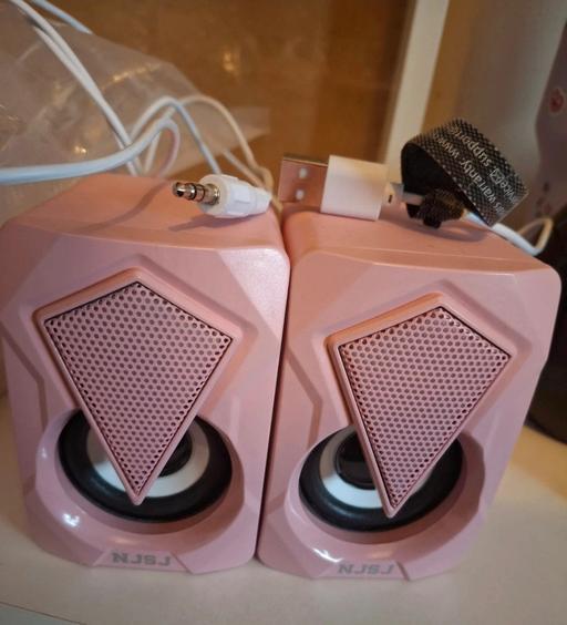 Buy & Sell Studley Stratford-on-Avon - Photos for pc speakers pink