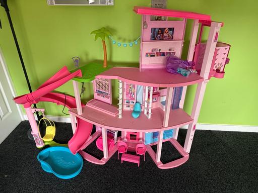 Buy & Sell Crook County Durham - Photos for Barbie Dream House