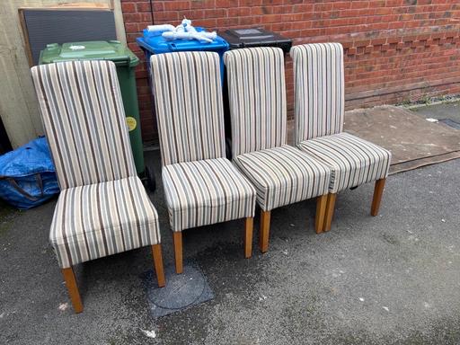 Buy & Sell Walsall Town Centre Walsall - Photos for Dining table and chairs