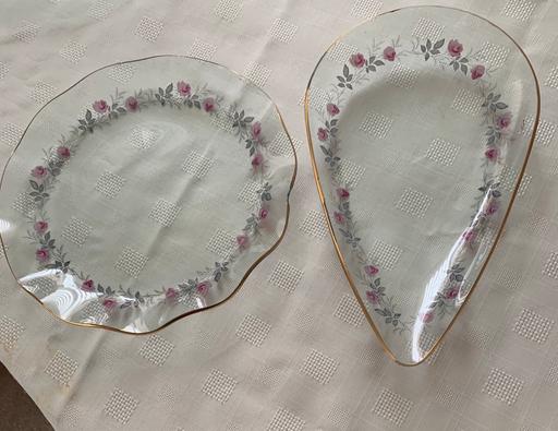 Buy & Sell Cradley Heath Sandwell - Photos for 2 - Vintage ‘Chance’ Glass Plates