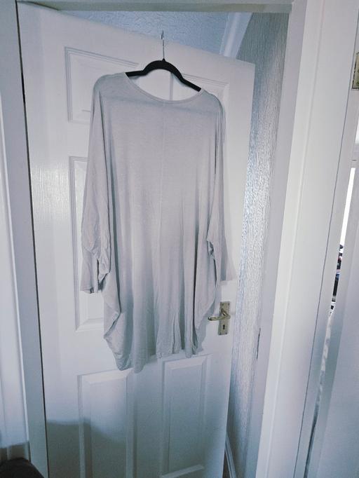 Buy & Sell Newton Doncaster - Photos for Italian made longer length top/dress, size 18