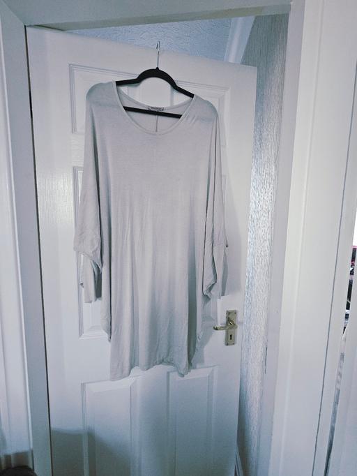 Buy & Sell Newton Doncaster - Photos for Italian made longer length top/dress, size 18