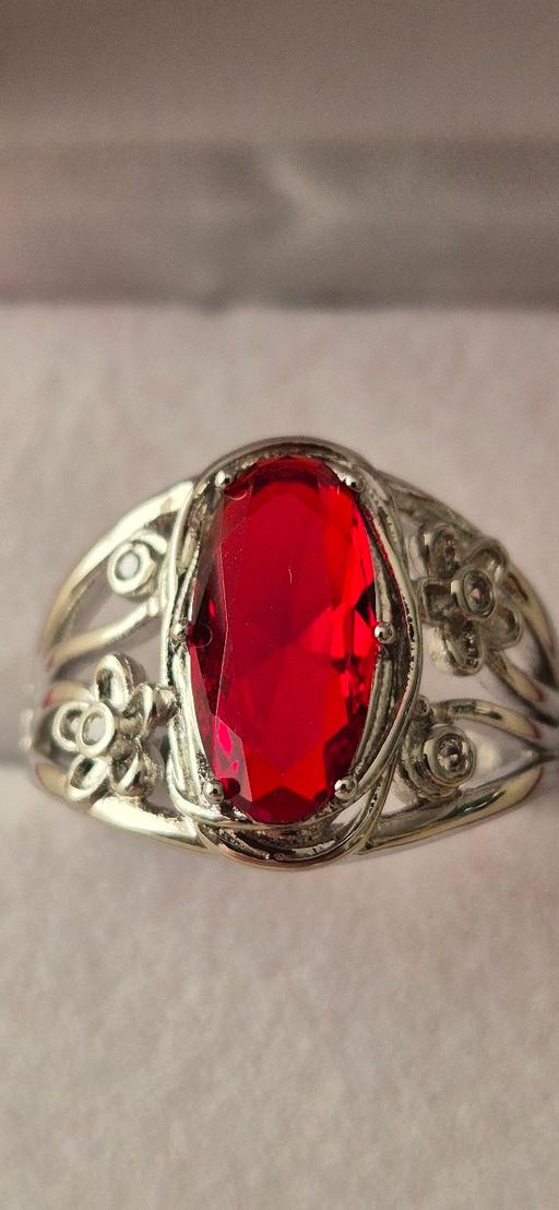 Buy & Sell Golders Green North West London - Photos for 925 Ladies Vintage Style Ring with Red Zircon
