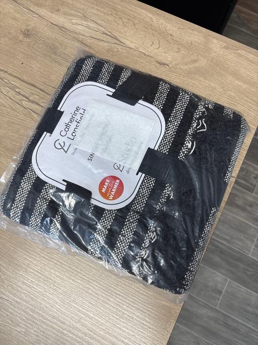 Buy & Sell Duckmanton Chesterfield - Photos for Catherine Lansfield single throw