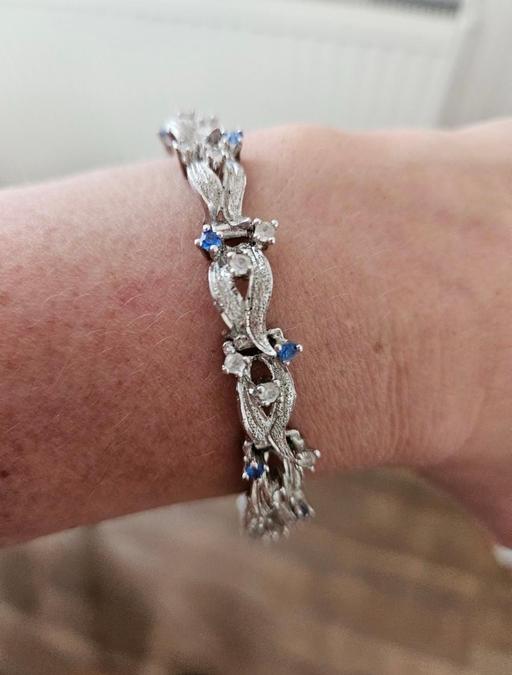 Buy & Sell Upper Holloway North London - Photos for Diamonds & Sapphires Silver Ladies Bracelet