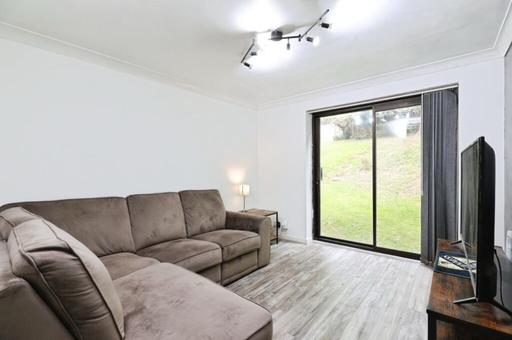 Buy & Sell High Wycombe Buckinghamshire - Photos for Orka Sofa